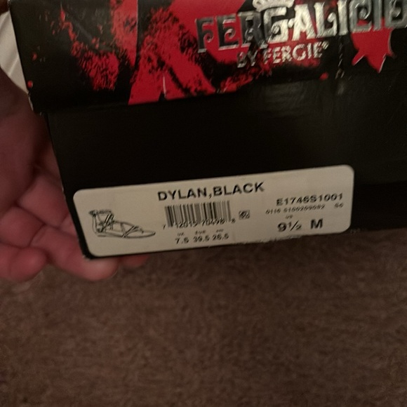 Fergie sandels - Picture 4 of 6